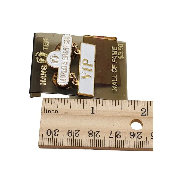 Hang Ten World's Greatest VIP Hall of Fame Footprints Lapel Brooch Pin Vintage - Picture 4 of 4